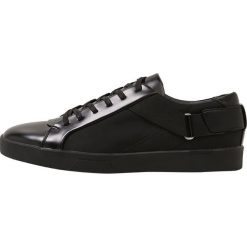 Calvin Klein ITALO 2 Sneakersy niskie black. Czarne sneakersy męskie Calvin Klein, bez zapięcia. Za 669,00 zł.