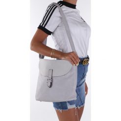 Szara torebka listonoszka casu k-60. Szare listonoszki męskie Casu, bez wzorów, małe. Za 69,99 zł.