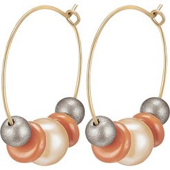 Pozłacane kolczyki-kreole z syntetycznymi perłami. Żółte kolczyki damskie Highstreet Jewels, Runway & Co., z perłą, złote. W wyprzedaży za 29,95 zł.