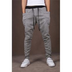 Spodnie sportowe JEROME GREY. Szare jeansy męskie Spodnie sportowe JEROME GREY, s, bez wzorów, z jeansu, sportowe. W wyprzedaży za 69,00 zł.