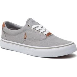 Tenisówki POLO RALPH LAUREN - Thorton 816747519003 Soft Grey. Szare półbuty męskie Polo Ralph Lauren, na co dzień, bez wzorów, z gumy, bez zapięcia. Za 349,00 zł.
