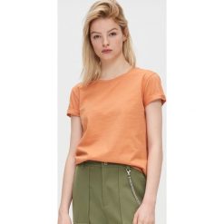Koszulka basic - Beżowy. Brązowe koszulki damskie Cropp, s. Za 24,99 zł.