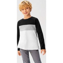Mango Kids - Longsleeve dziecięcy Action 110-164 cm. Czarne t-shirty chłopięce Mango Kids, bez wzorów, z bawełny, bez rękawów. Za 49,90 zł.