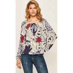 Desigual - Bluzka. Niebieskie bluzki damskie Desigual, na co dzień, s, bez wzorów, z wiskozy, bez kołnierzyka, z długim rękawem. W wyprzedaży za 179,90 zł.