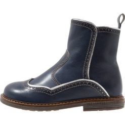 Ocra Botki bolivia blu/argento. Niebieskie buty zimowe damskie Ocra, z futra. W wyprzedaży za 351,45 zł.