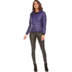 Kurtka puchowa w kolorze niebieskim. Niebieskie kurtki damskie Snowie Collection, m, bez wzorów, z puchu, bez kaptura. W wyprzedaży za 179,95 zł.