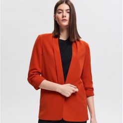Blezer - Czerwony. Czerwone bolerka i narzutki damskie marki Reserved. Za 159,99 zł.