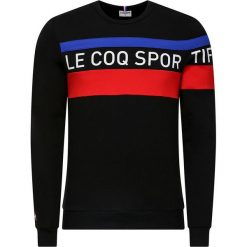 Bluza Le Coq Sportif Tennis Crew 1811668. Bluzy męskie le coq sportif, xxl, bez wzorów, z bawełny, klasyczne, z kapturem, z długim rękawem, długie, bez kaptura. W wyprzedaży za 179,99 zł.
