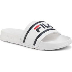 Klapki FILA - Morro Bay Slipper 2.0 1010930.1FG White. Białe klapki męskie Fila, bez wzorów, ze skóry ekologicznej. Za 89,00 zł.