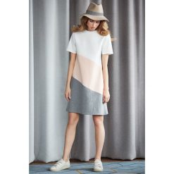 DELMAR Sukienka mini 3 kolory - brzoskwiniowa. Pomarańczowe sukienki dziewczęce Moe, na lato, bez wzorów, z elastanu, z krótkim rękawem, krótkie, mini, dopasowane. Za 169,00 zł.