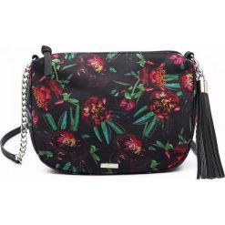 Tamaris torebka damska crossbody Gweny Crossbody Bag 3161192 czarna. Czarne torebki klasyczne damskie Tamaris, bez wzorów, bez dodatków. Za 189,00 zł.