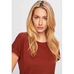 Jacqueline de Yong - T-shirt. Czarne t-shirty damskie Jacqueline de Yong, s, bez wzorów, z bawełny, z okrągłym kołnierzem. W wyprzedaży za 39,90 zł.