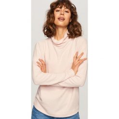 Sweter z szeroką stójką - Różowy. Czerwone swetry klasyczne damskie Reserved, l. Za 59,99 zł.