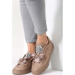 Beżowe Buty Sportowe Unprecedented. Brązowe buty sportowe damskie vices, z aplikacjami, z satyny, sportowe. Za 49,99 zł.