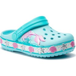 Klapki CROCS - Fl Mermaid Band 205646 Ice Blue. Niebieskie sandały dziewczęce Crocs, z tworzywa sztucznego, bez zapięcia. Za 149,00 zł.