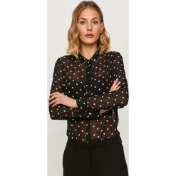 Guess Jeans - Koszula. Czarne bluzki damskie Guess Jeans, s, z aplikacjami, z poliesteru, klasyczne, z klasycznym kołnierzykiem, z długim rękawem. Za 369,90 zł.
