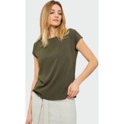 Elegancka bluzka. Szare bluzki damskie Greenpoint, bez wzorów, z wiskozy, eleganckie, bez kołnierzyka, bez rękawów. Za 69,99 zł.