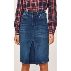 Pepe Jeans - Spódnica Jade. Niebieskie spódniczki damskie Pepe Jeans, s, bez wzorów, z elastanu, z podwyższonym stanem, midi, ołówkowe. W wyprzedaży za 219,90 zł.