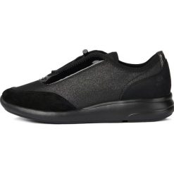 Geox tenisówki damskie Ophira D941CB 0EW22 38.0 czarne. Czarne trampki i tenisówki damskie Geox, bez wzorów, bez zapięcia. Za 349,00 zł.