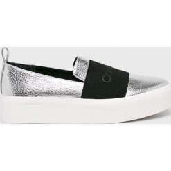 Calvin Klein - Półbuty. Szare mokasyny damskie Calvin Klein, bez wzorów, z materiału, z okrągłym noskiem, bez obcasa, na obcasie, bez zapięcia. Za 599,90 zł.