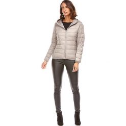 Kurtka puchowa w kolorze szarym. Szare kurtki damskie Snowie Collection, s, bez wzorów, z puchu, bez kaptura. W wyprzedaży za 179,95 zł.