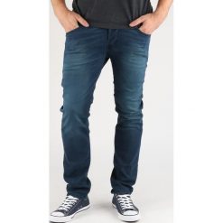 Diesel Belther Dżinsy Niebieski. Niebieskie jeansy męskie Diesel, bez wzorów. Za 834,95 zł.