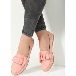 Różowe Mokasyny You Can Wear. Różowe mokasyny damskie marki vices, ze skóry, na płaskiej podeszwie. Za 69,99 zł.