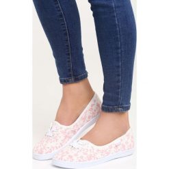Białe Tenisówki Teen Girl. Białe trampki i tenisówki damskie Born2be, w kwiaty, na sznurówki. Za 39,99 zł.