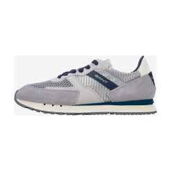 Gant Davenport Trampki Szary. Szare trampki męskie GANT, bez wzorów, ze skóry, bez zapięcia. Za 438,95 zł.