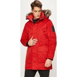 Jack & Jones - Parka. Czarne płaszcze męskie Jack & Jones, xl, bez wzorów, z poliesteru, krótkie, z kapturem. W wyprzedaży za 629,90 zł.