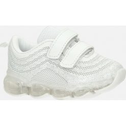 Białe buty sportowe na rzep casu 788-b. Białe buty dziewczęce sportowe Casu, bez wzorów, bez zapięcia. Za 49,99 zł.