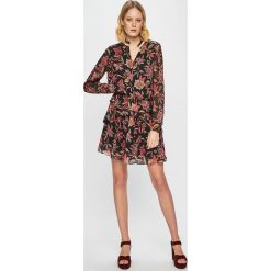 Scotch & Soda - Sukienka. Sukienki damskie Scotch & Soda, na co dzień, s, w kwiaty, z poliesteru, casualowe, bez kołnierzyka, z długim rękawem, długie, mini, rozkloszowane. W wyprzedaży za 429,90 zł.