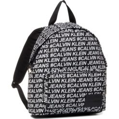 Plecak Calvin Klein Jeans Ckj Sport Rddrntials Cmp Bp35 # K60K606811. Czarne plecaki damskie Calvin Klein Jeans, bez wzorów, z jeansu, sportowe, bez dodatków. W wyprzedaży za 259,00 zł.