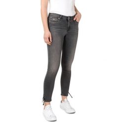 Calvin Klein 001 Dżinsy Szary. Szare jeansy damskie Calvin Klein, bez wzorów, z elastanu. Za 600,95 zł.
