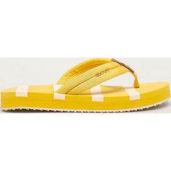 Gant - Japonki Lemonbeach. Żółte klapki damskie GANT, bez wzorów, ze skóry ekologicznej, bez obcasa, na obcasie. Za 179,90 zł.
