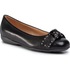 Baleriny GEOX - D Annytah A D027NA 000TU C9999 Black. Czarne baleriny damskie Geox, bez wzorów, ze skóry ekologicznej, klasyczne, bez obcasa, na płaskiej podeszwie. W wyprzedaży za 339,00 zł.