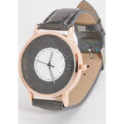 Zegarek - Czarny. Czarne zegarki damskie Sinsay. Za 24,99 zł.