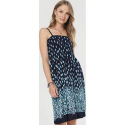Granatowo-Niebieska Sukienka Ephemelle. Niebieskie sukienki damskie Born2be, na lato, xl, bez wzorów, bez kołnierzyka, bez rękawów. W wyprzedaży za 39,99 zł.