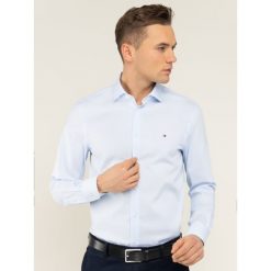 Koszula Tommy Hilfiger Tailored Oxford Classic TT0TT06520. Białe koszule męskie Tommy Hilfiger Tailored, m, bez wzorów, z bawełny, biznesowe, bez kołnierzyka, bez rękawów. W wyprzedaży za 199,00 zł.