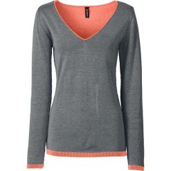 Sweter dzianinowy z głębokim dekoltem w serek bonprix dymny szary - łososiowy. Szare bez kategorii marki bonprix, z dzianiny, z dekoltem w serek. Za 49,99 zł.