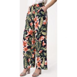 Granatowe Spodnie Off The Cuff. Szare spodnie damskie Born2be, s, w kwiaty, z tkaniny. Za 34,99 zł.