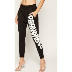 Spodnie dresowe Dsquared2 Logo Printed S75KB0074. Czarne spodnie damskie Dsquared2, s, z dresówki. W wyprzedaży za 1039,00 zł.