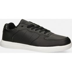 Czarne buty sportowe sznurowane casu 20t7/w. Czarne buty sportowe męskie Casu, na sznurówki. Za 54,99 zł.
