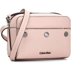 Torebka CALVIN KLEIN BLACK LABEL - Le4 Small Crossover K60K603562 608. Czerwone listonoszki damskie marki Calvin Klein Black Label. W wyprzedaży za 299,00 zł.
