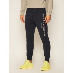 Spodnie dresowe TOMMY HILFIGER Basic Branded MW0MW08388. Czarne jeansy męskie TOMMY HILFIGER, m, bez wzorów. Za 449,00 zł.