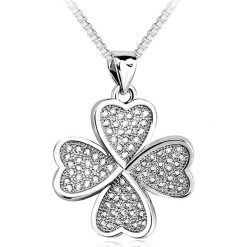 Naszyjnik z zawieszką z kryształkami Swarovski - dł. 40 cm. Szare naszyjniki damskie Park Avenue, z kryształem. W wyprzedaży za 39,95 zł.