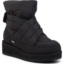Buty UGG - W Montara 1106770 Blk. Czarne kozaki damskie Ugg, ze skóry ekologicznej, bez zapięcia. Za 819,00 zł.