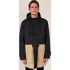 Parka z kapturem i kieszeniami - Wielobarwny. Parki męskie Reserved, s, bez wzorów, z kapturem. Za 399,99 zł.