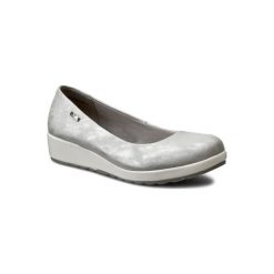 CLARA BARSON W16SS096-2. Szare półbuty damskie Clara Barson, bez wzorów, ze skóry ekologicznej, bez obcasa, bez zapięcia. Za 79,99 zł.
