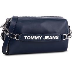 Torebka TOMMY JEANS - Tjw Femme Crossover AW0AW06537 496. Niebieskie torebki klasyczne damskie marki Tommy Jeans, z jeansu. Za 539,00 zł.